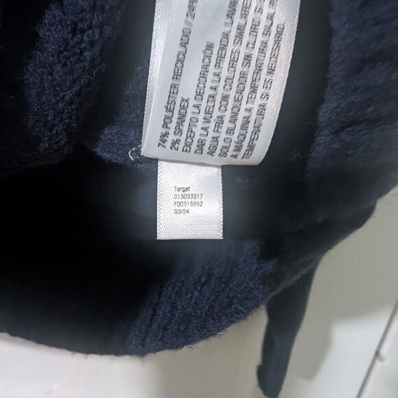 Universal Thread | Women's Floral Embroidered Button-Front Cardigan - Picture 14 of 14